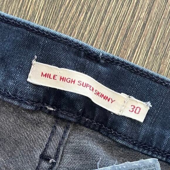 Levi's Womens Mile High Super Skinny Jeans Raw Hem Denim Dark Wash Blue Size 30 - Picture 8 of 13